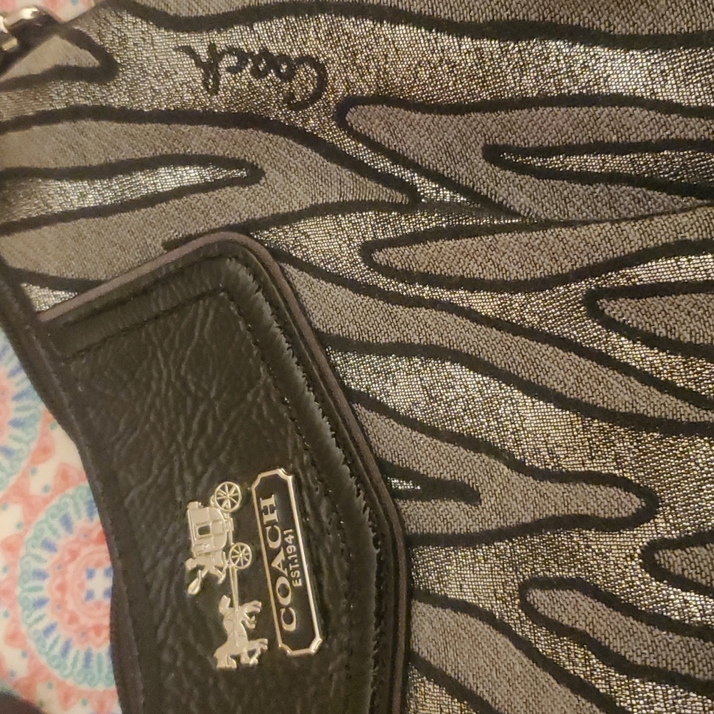 Small Coach bag - Picture 2 of 9